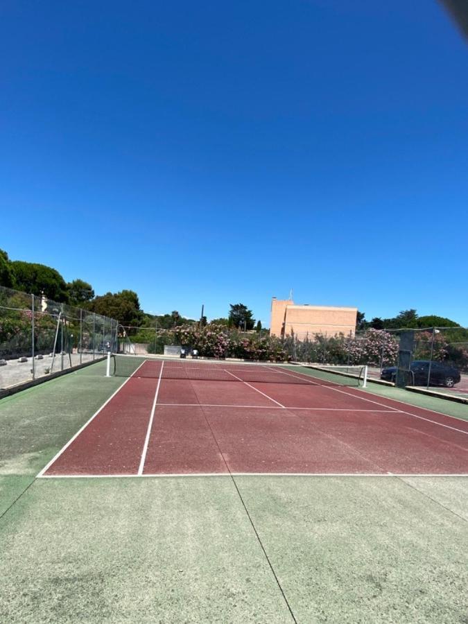 Appartement Avec Piscine 5 Min A Pieds Des Plages Vallauris Exterior foto